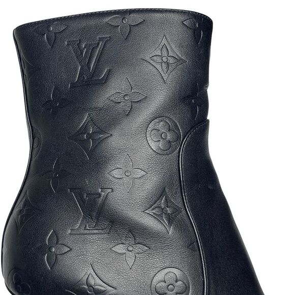 Louis Vuitton Silhouette Black Leather Monogram Flower Heel Ankle Boots Size 38 - Picture 9 of 13